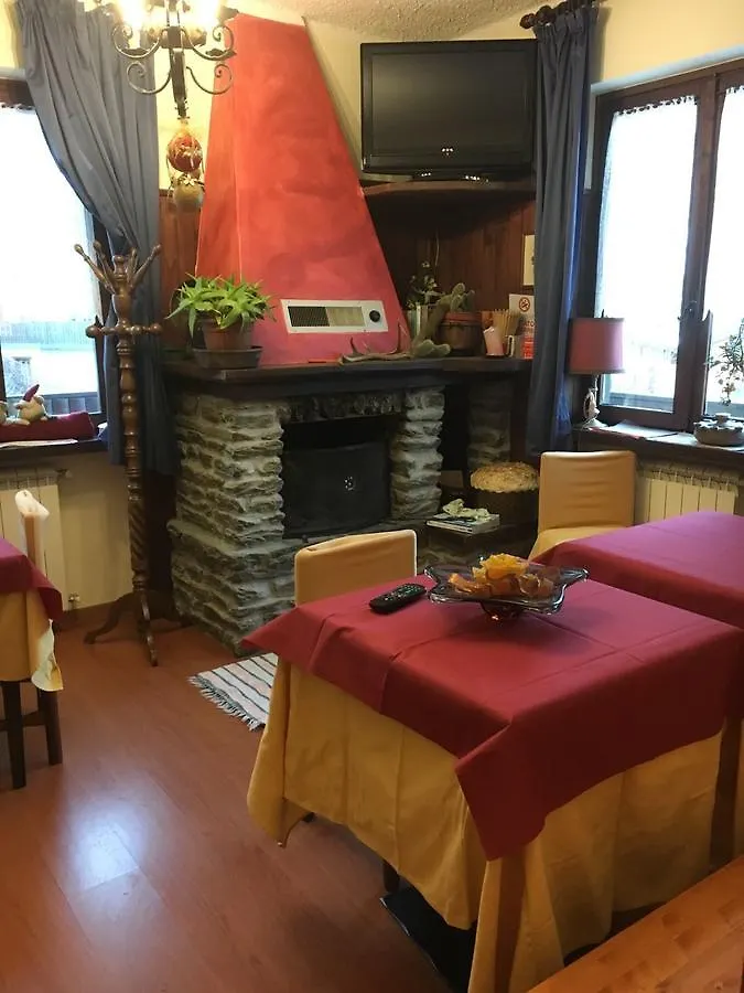Quai Hotel Monno