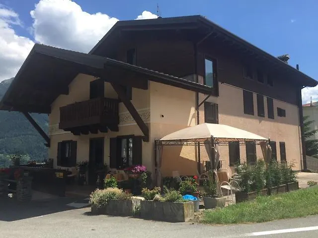 Quai Hotel Monno Italy