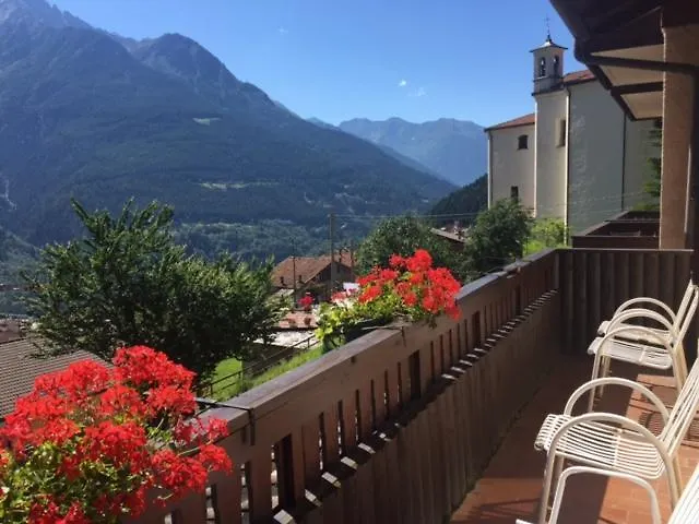 Quai Hotel Monno 2*,  Italy